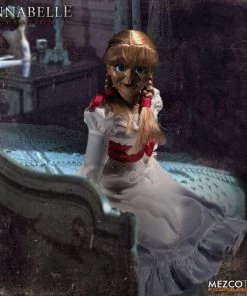 Mezco The Conjuring Creation Scaled Prop Replica Annabelle 18-Inch Doll 8 Mezco The Conjuring Creation Scaled Prop Replica Annabelle 18-Inch Doll