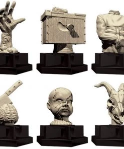 USAopoly Trivial Pursuit Horror Ultimate Edition - Featuring 1800 Questions