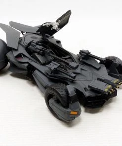 Toy Wonders Jada Toys DC Comic Justice League Batmobile With Tact Suit Batman Figure DC Comics 14 Toy Wonders Jada Toys DC Comic Justice League Batmobile With Tact Suit Batman Figure DC Comics