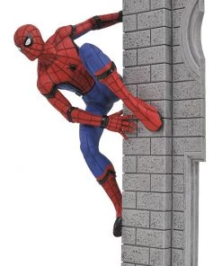 Diamond Marvel - Spider-Man Homecoming Gallery PVC Figure