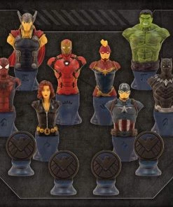 USAopoly Marvel Super Heroes & Villains Chess Set 12 USAopoly Marvel Super Heroes & Villains Chess Set