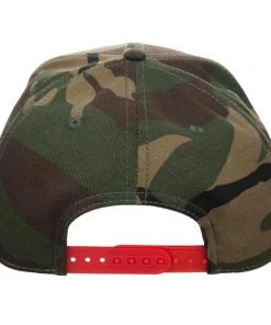 Bioworld Captain America Camo Pre-Curved Bill Snapback