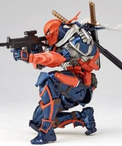 Kotobukiya DC Comics Amazing Yamaguchi Revoltech Deathstroke Action Figure