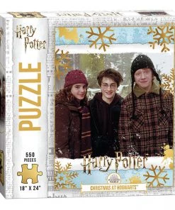 USAopoly Harry Potter “Christmas At Hogwarts” 550 Piece Puzzle