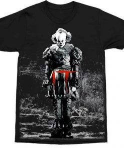 Changes IT (Movie) IT Pennywise Standing Chapter Two Clown Stephen King Horror Movie T Shirt
