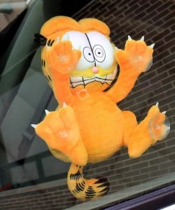 Neca Figures Garfield 8" Suction Cup Window Clinger- "Scared"