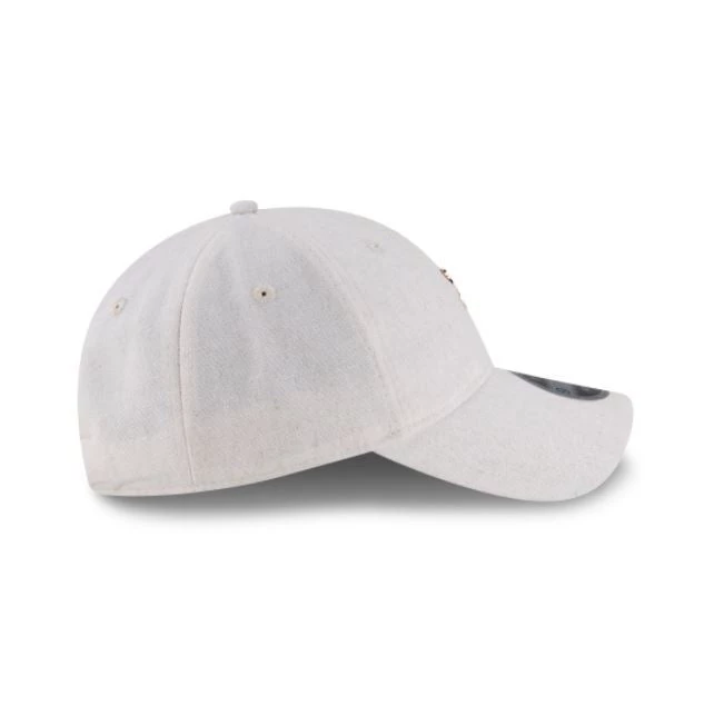 New Era Disney Minnie Mouse Team Badged 9 Twenty Adjustable Hat 5 New Era Disney Minnie Mouse Team Badged 9 Twenty Adjustable Hat