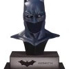 Diamond DC Batman Rebirth Cowl Gallery Statue DC Comics