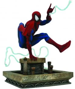 Diamond Marvel Gallery Spider-Man 90s PVC Figure