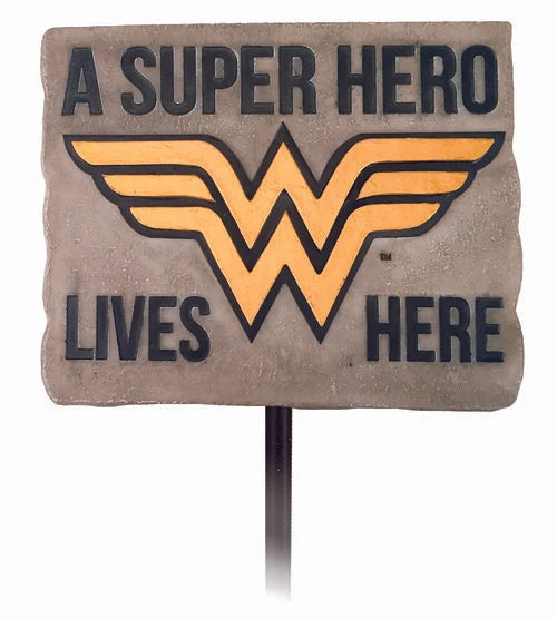 Spoontiques Wonder Woman Garden Stake DC Comics 3 Spoontiques Wonder Woman Garden Stake DC Comics