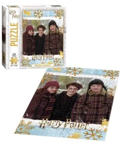 USAopoly Harry Potter “Christmas At Hogwarts” 550 Piece Puzzle