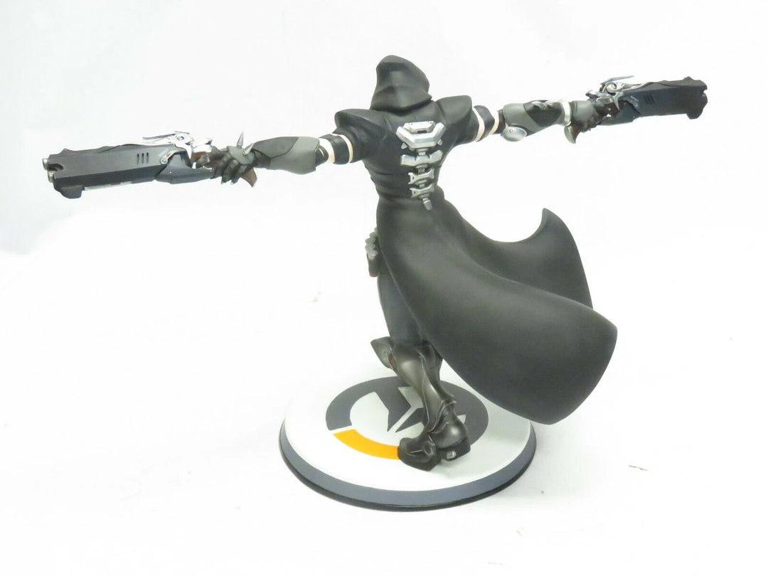 Blizzard Overwatch Reaper 12-Inch Figure Statue 5 Blizzard Overwatch Reaper 12-Inch Figure Statue
