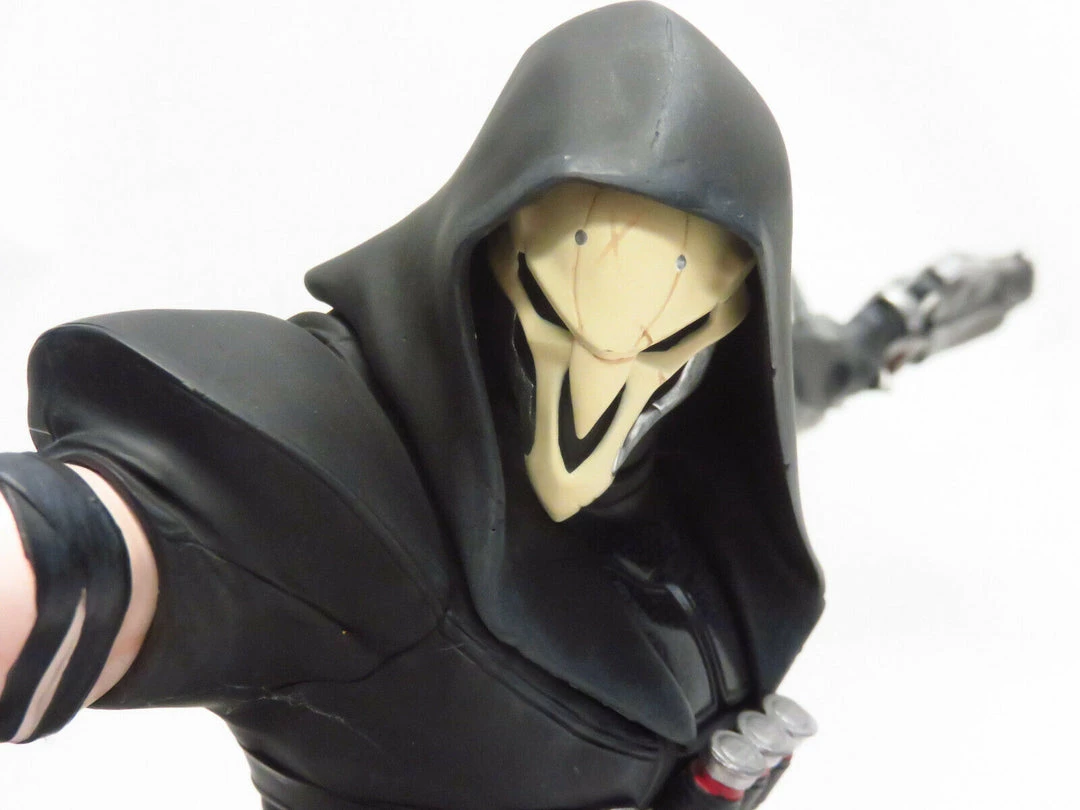 Blizzard Overwatch Reaper 12-Inch Figure Statue 7 Blizzard Overwatch Reaper 12-Inch Figure Statue