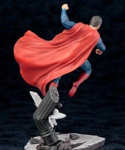 Kotobukiya Superman - Batman V Superman: Dawn Of Justice ARTFX+ Statue 1/10 Scale Pre-Painted Figure 13 Kotobukiya Superman - Batman V Superman: Dawn Of Justice ARTFX+ Statue 1/10 Scale Pre-Painted Figure