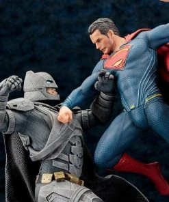 Kotobukiya Superman - Batman V Superman: Dawn Of Justice ARTFX+ Statue 1/10 Scale Pre-Painted Figure 18 Kotobukiya Superman - Batman V Superman: Dawn Of Justice ARTFX+ Statue 1/10 Scale Pre-Painted Figure