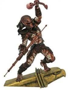 Diamond Predator 2 Gallery Hunter Statue Figure