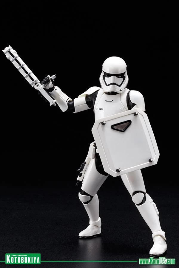 Kotobukiya Star Wars Fist Order Stormtrooper Fn‐2199 Artfx+ Movies 3 Kotobukiya Star Wars Fist Order Stormtrooper Fn‐2199 Artfx+ Movies